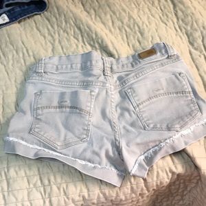 Tillys beige shorts!